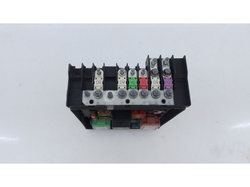 Recambio de caja reles / fusibles para audi a3 (8p) 2.0 tdi ambiente referencia OEM IAM   