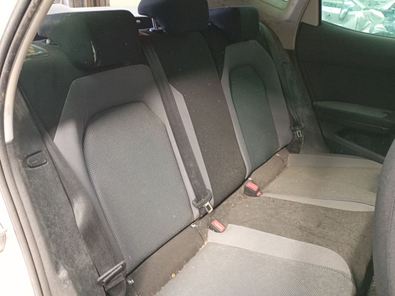 seat arona (kj7, kjp) del año 2017