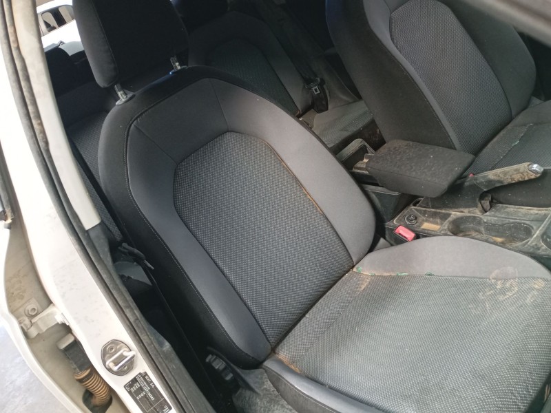 seat arona (kj7, kjp) del año 2017