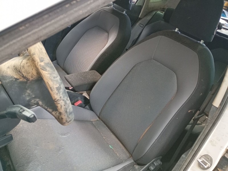 seat arona (kj7, kjp) del año 2017