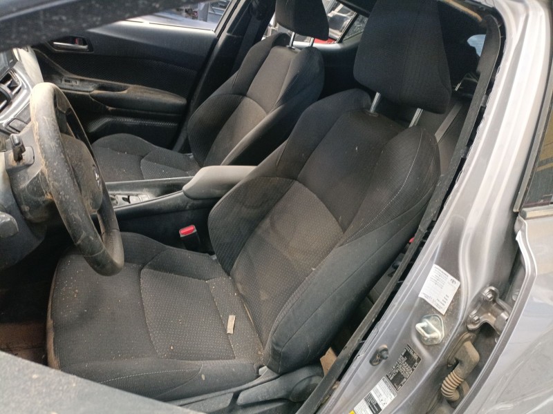 toyota c-hr (_x1_) del año 2016