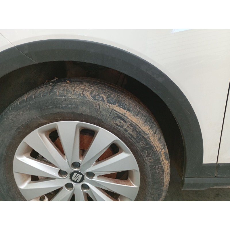 Recambio de aletin delantero izquierdo para seat arona (kj7, kjp) 1.0 tsi referencia OEM IAM   