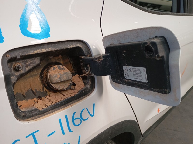 Recambio de tapa exterior combustible para seat arona (kj7, kjp) 1.0 tsi referencia OEM IAM   