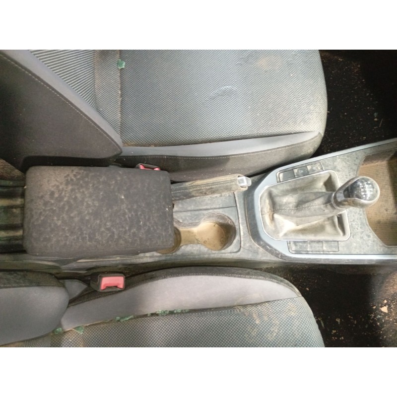 Recambio de consola central para seat arona (kj7, kjp) 1.0 tsi referencia OEM IAM   