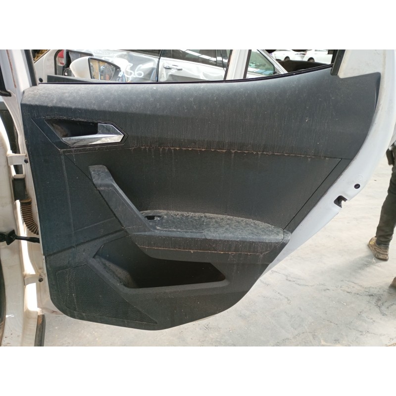 Recambio de guarnecido puerta trasera derecha para seat arona (kj7, kjp) 1.0 tsi referencia OEM IAM   
