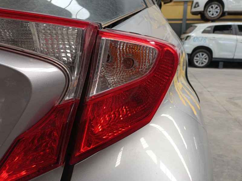 Recambio de piloto trasero derecho para toyota c-hr (_x1_) 1.8 hybrid (zyx10_, zyx11_) referencia OEM IAM   