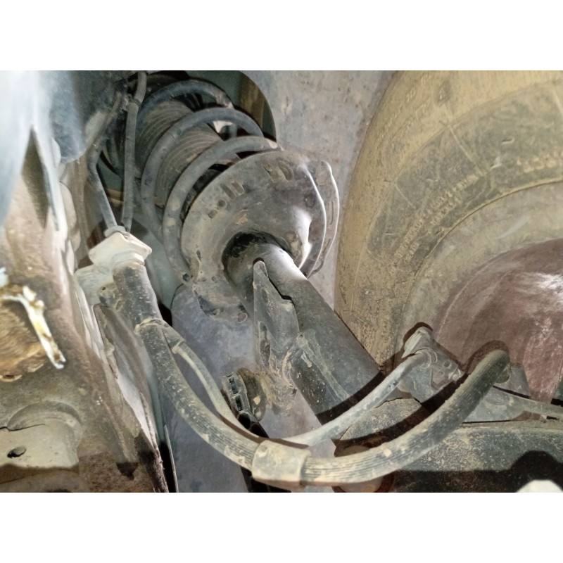 Recambio de amortiguador delantero derecho para seat arona (kj7, kjp) 1.0 tsi referencia OEM IAM   