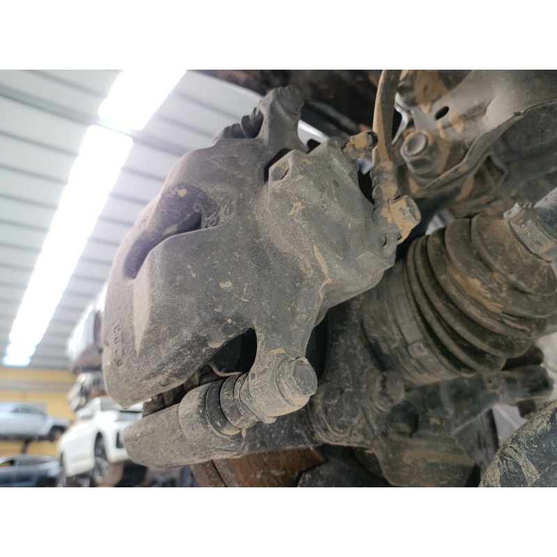 Recambio de pinza freno delantera derecha para toyota c-hr (_x1_) 1.8 hybrid (zyx10_, zyx11_) referencia OEM IAM   