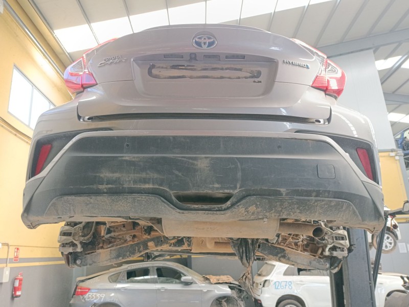 Recambio de paragolpes trasero para toyota c-hr (_x1_) 1.8 hybrid (zyx10_, zyx11_) referencia OEM IAM   