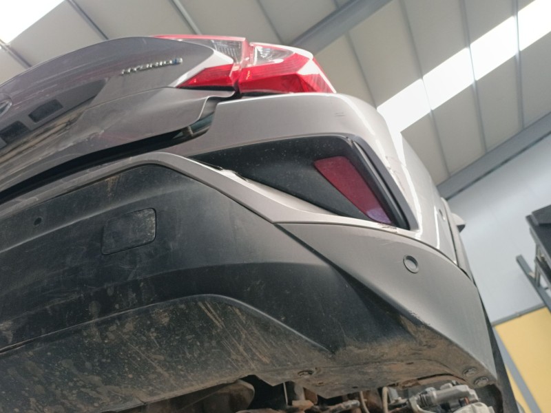 Recambio de paragolpes trasero para toyota c-hr (_x1_) 1.8 hybrid (zyx10_, zyx11_) referencia OEM IAM   