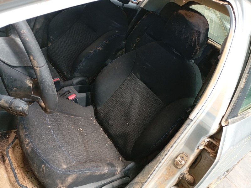 peugeot 208 i (ca_, cc_) del año 2018