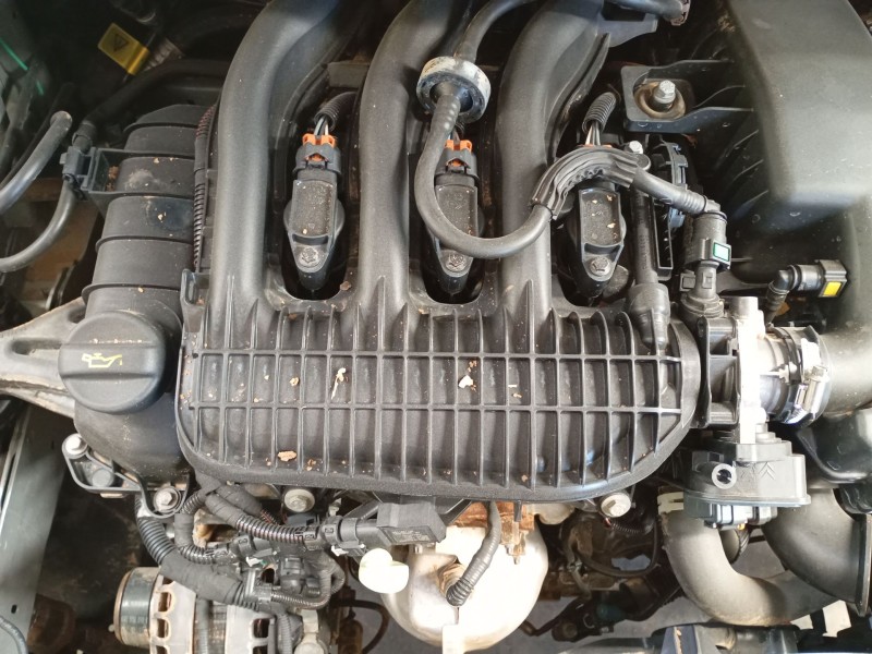 peugeot 208 i (ca_, cc_) del año 2018