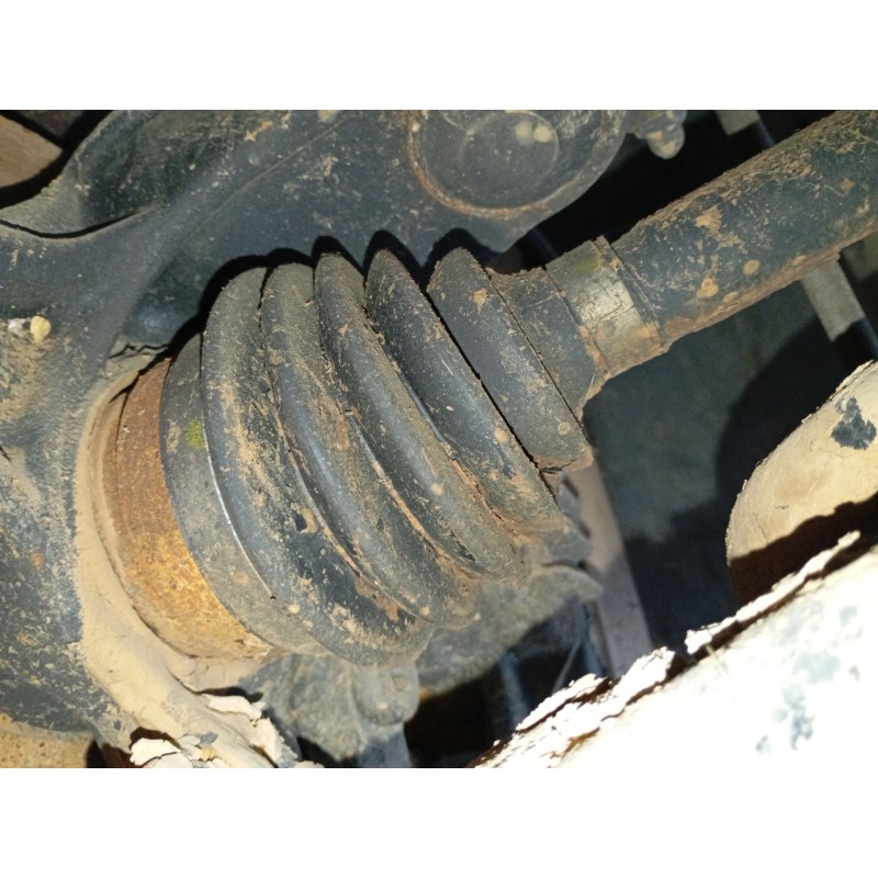 Recambio de transmision delantera izquierda para peugeot 208 i (ca_, cc_) 1.2 vti 82 referencia OEM IAM   