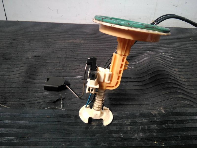 Recambio de aforador bomba para volvo v60 kombi ocean race referencia OEM IAM 31274048  