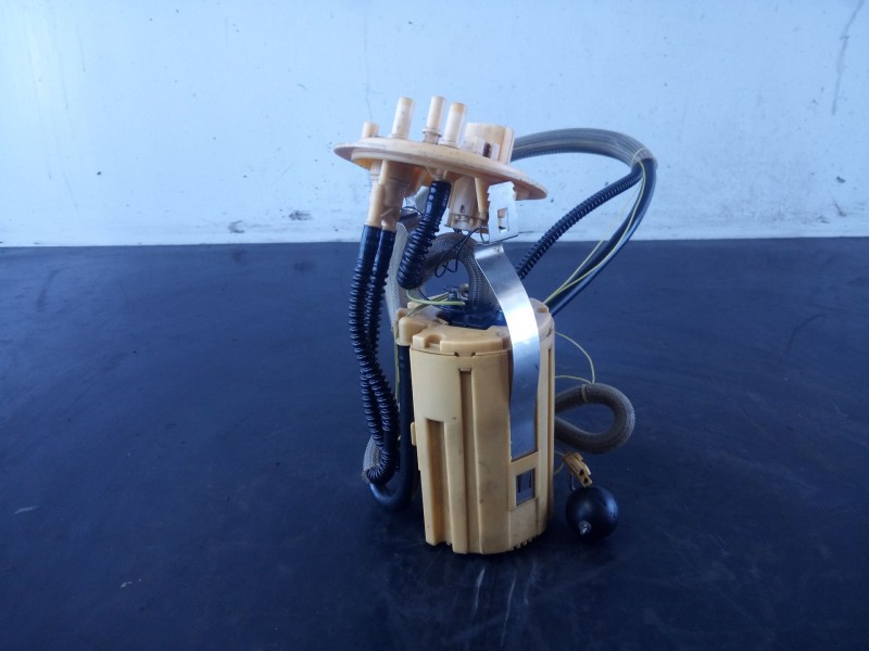 Recambio de aforador bomba para volvo xc90 d5 momentum (136kw)(7 sitze) referencia OEM IAM 30792518 0580303065 P3-A6-12-4