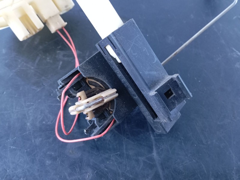 Recambio de aforador bomba para volvo xc90 d5 referencia OEM IAM   P3-A6-14-5