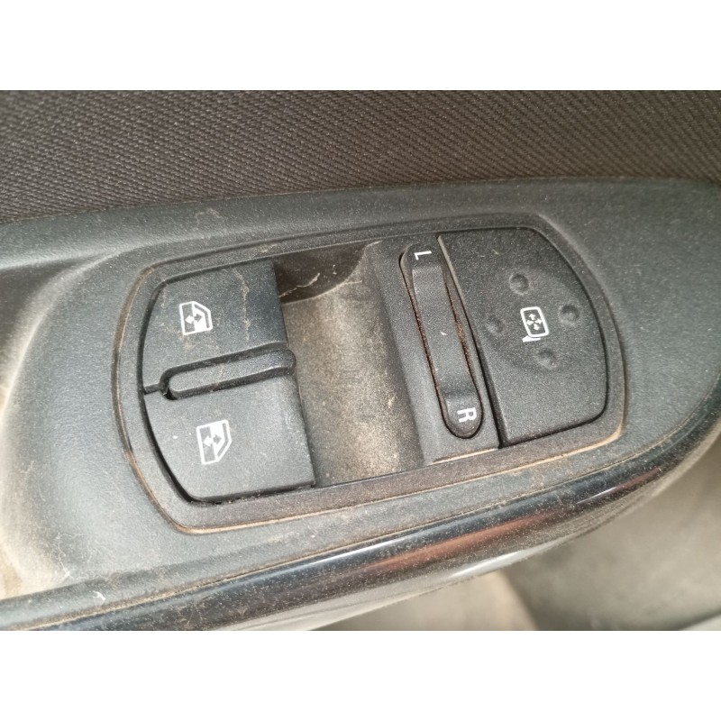 Recambio de mando elevalunas delantero izquierdo para opel corsa e (x15) 1.4 (08, 68) referencia OEM IAM   