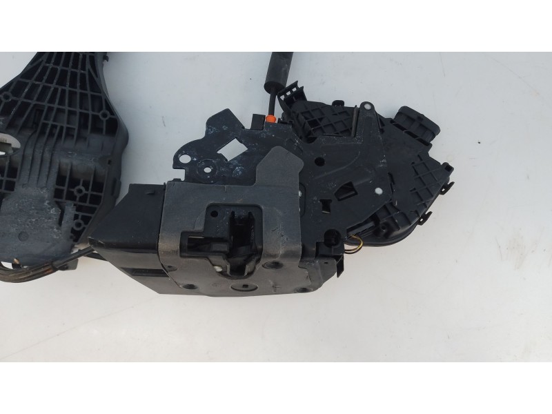 Recambio de cerradura puerta delantera izquierda para jaguar xe (x760) 2.0 d referencia OEM IAM   