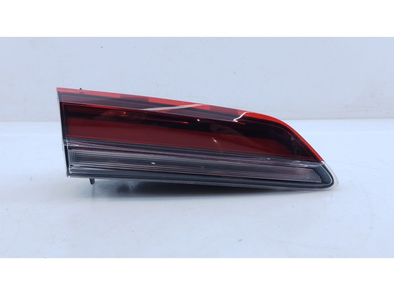 Recambio de piloto trasero izquierdo porton para skoda karoq 2.0 tdi nu7 referencia OEM IAM   