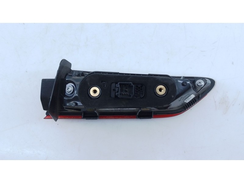 Recambio de piloto trasero izquierdo porton para skoda karoq 2.0 tdi nu7 referencia OEM IAM   