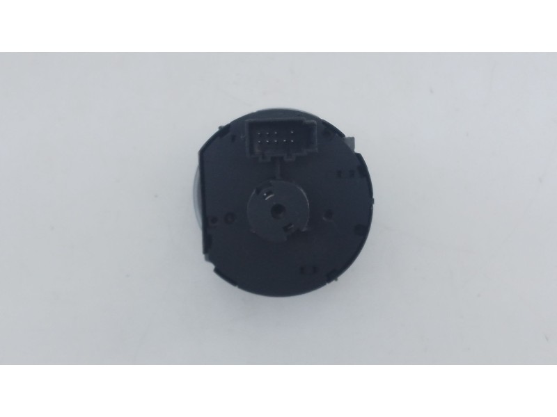 Recambio de mando luces para volkswagen golf vii lim. (bq1) sport referencia OEM IAM   