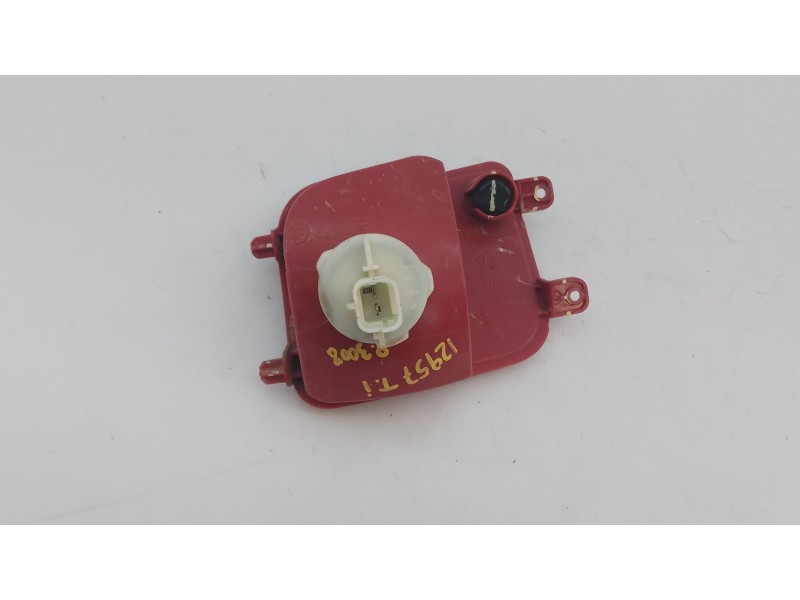 Recambio de piloto trasero izquierdo de paragolpes para peugeot 3008 gt line referencia OEM IAM   