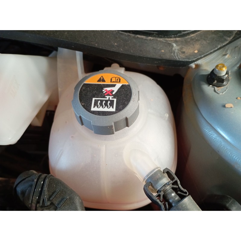Recambio de deposito expansion para kia sportage v (nq5) 1.6 t-gdi mhev referencia OEM IAM   