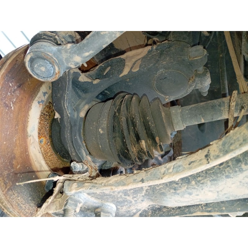 Recambio de mangueta delantera izquierda para citroën c3 iii (sx) 1.2 puretech 82 referencia OEM IAM   