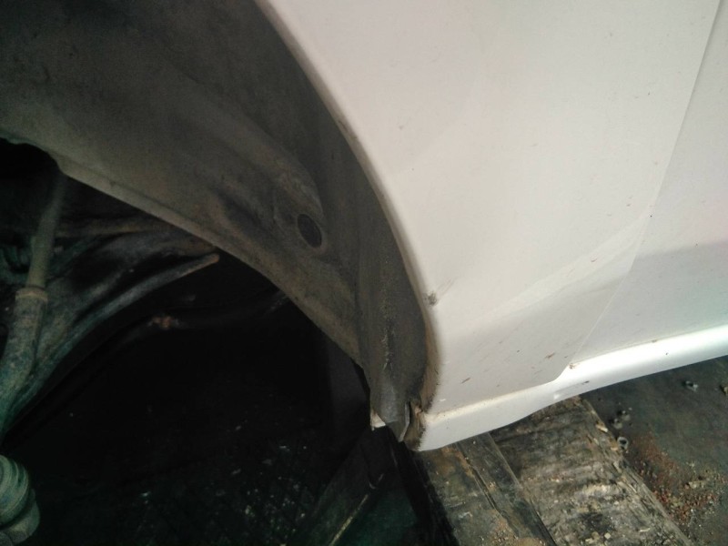 Recambio de aleta delantera izquierda para fiat doblo furgoneta/monovolumen (223_) 1.3 d multijet referencia OEM IAM   