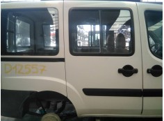 PUERTA LATERAL CORREDERA DERECHA 