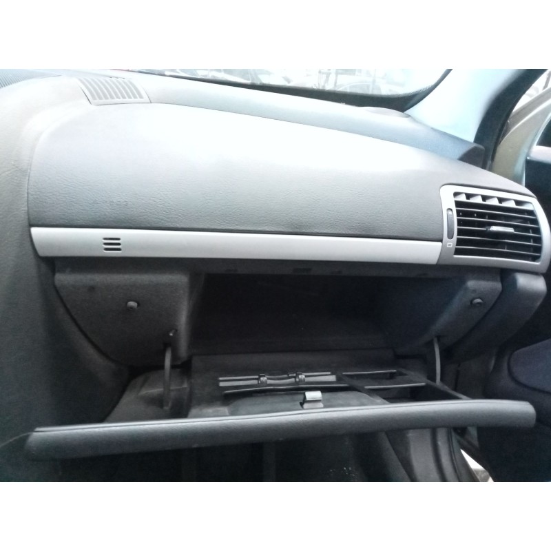 Recambio de guantera para peugeot 407 (6d_) 2.0 (6drfnb, 6drfne) referencia OEM IAM   
