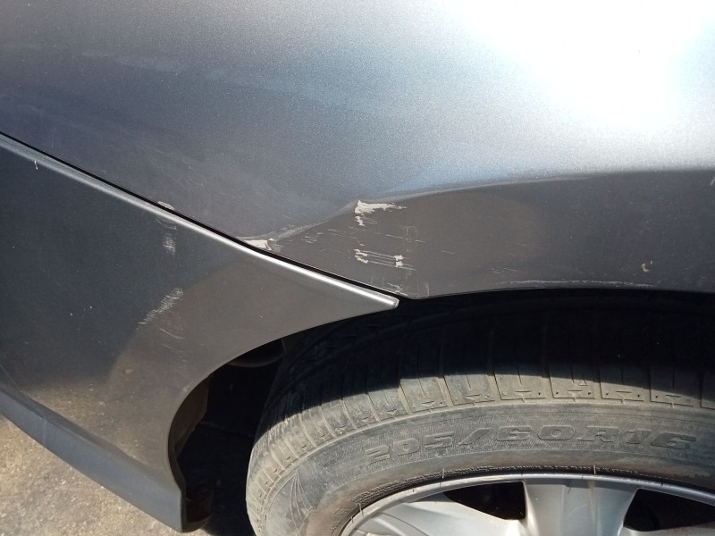 Recambio de aleta delantera izquierda para renault laguna iii (bt0/1) 1.5 dci (bt00, bt0a, bt0t, bt1j) referencia OEM IAM   