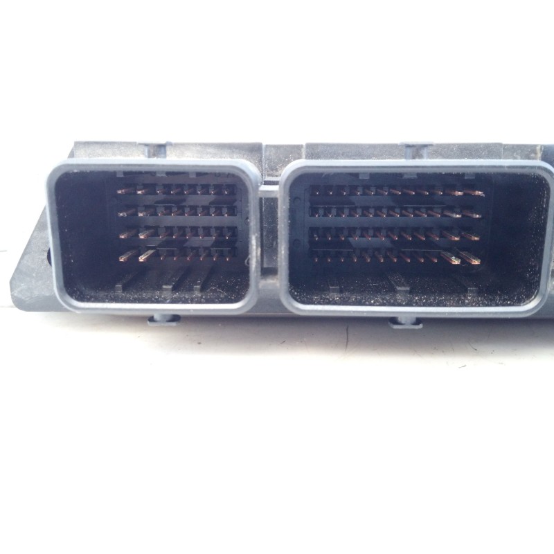 Recambio de centralita motor uce para peugeot 308 i (4a_, 4c_) 1.6 hdi referencia OEM IAM 0281013332 9664257580 E3-B2-29-4