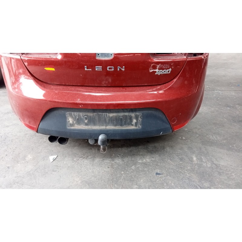 Recambio de paragolpes trasero para seat leon (1p1) 2.0 tfsi referencia OEM IAM   
