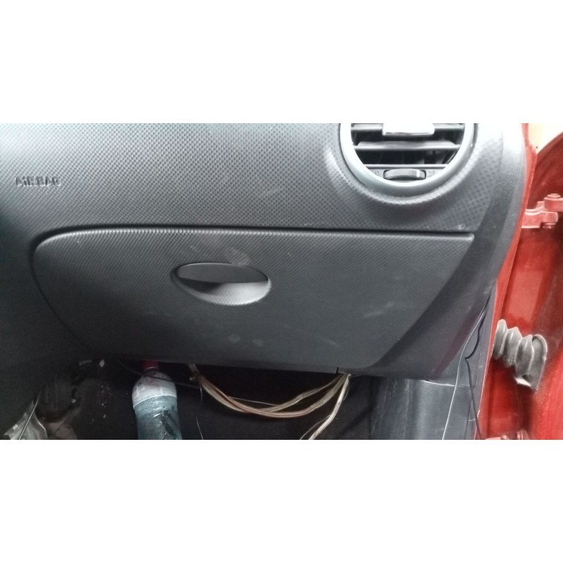 Recambio de guantera para seat leon (1p1) 2.0 tfsi referencia OEM IAM   