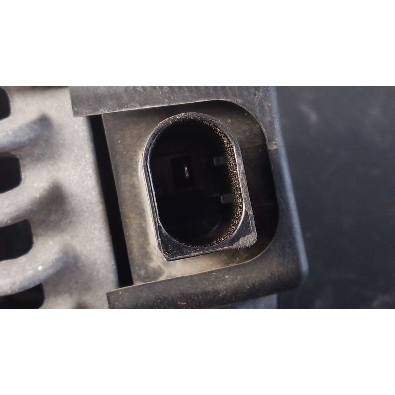 Recambio de alternador para bmw serie 3 lim. (f30) 320d referencia OEM IAM 764013104 1042118182 