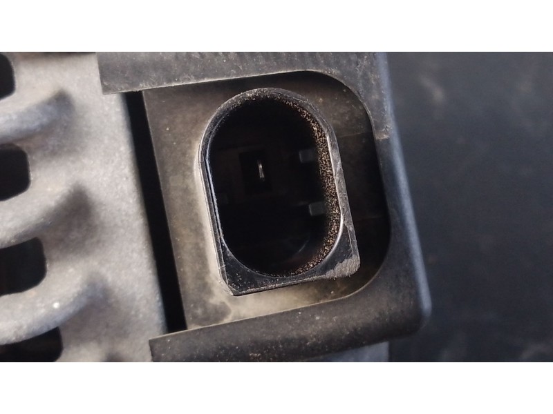 Recambio de alternador para bmw serie 3 lim. (f30) 320d referencia OEM IAM 764013104 1042118182 