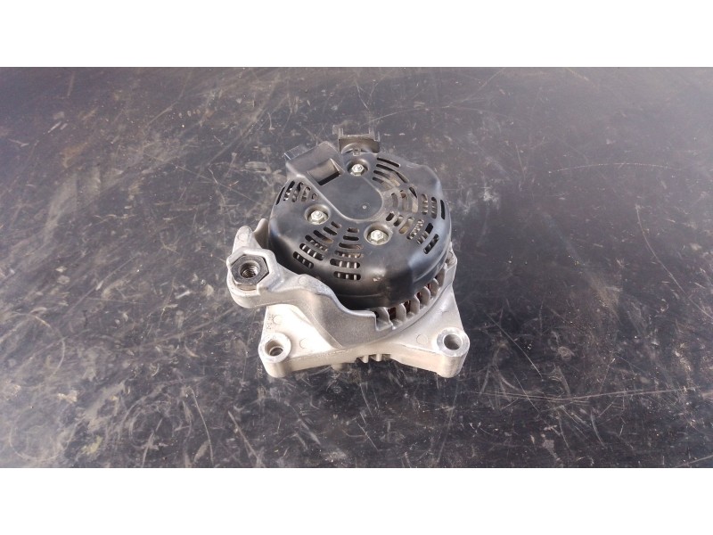 Recambio de alternador para bmw serie 3 lim. (f30) 320d referencia OEM IAM 764013104 1042118182 