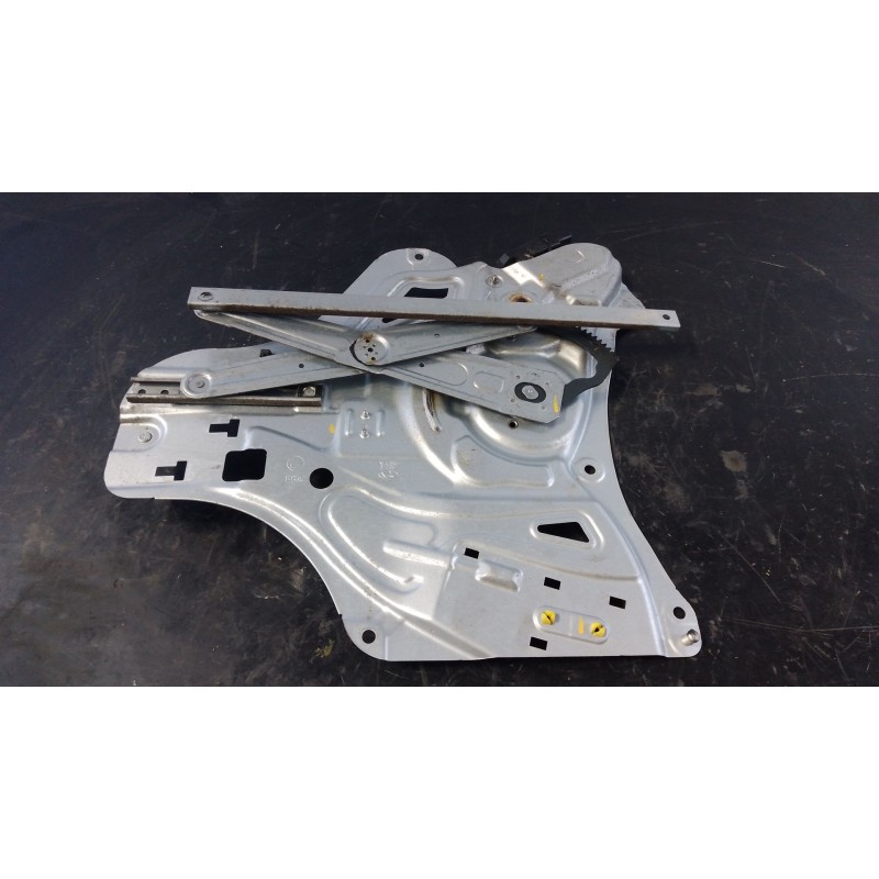 Recambio de elevalunas delantero izquierdo para hyundai ix35 (lm, el, elh) 1.7 crdi referencia OEM IAM 2840818504  