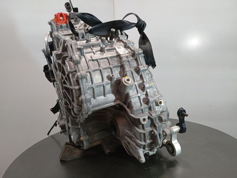 Recambio de caja cambios para ford kuga st-line referencia OEM IAM LX687B012BJ  