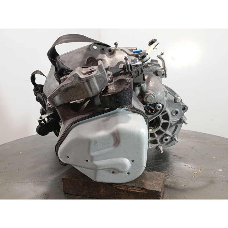 Recambio de caja cambios para peugeot 208 i (ca_, cc_) 1.2 vti 82 referencia OEM IAM 20A704  
