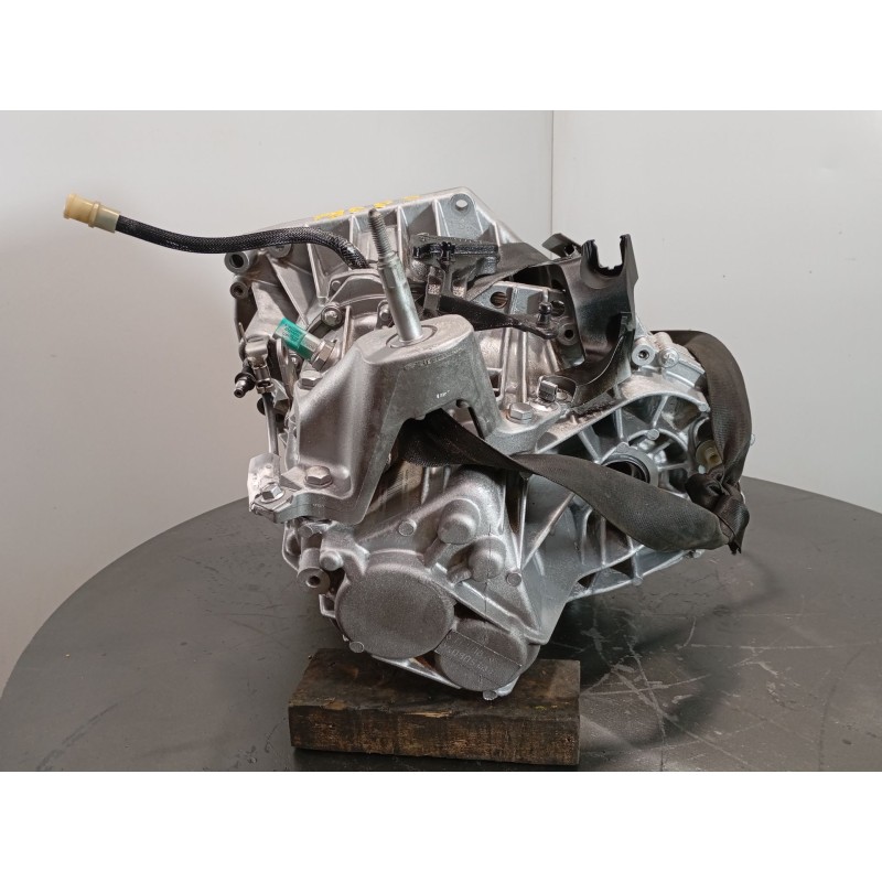 Recambio de caja cambios para renault megane iv hatchback (b9a/m/n_) 1.2 tce 100 (b9ms) referencia OEM IAM   