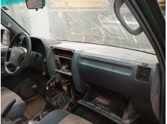 Recambio de salpicadero para toyota land cruiser 90 (_j9_) 3.0 td (kzj90_, kzj95_) referencia OEM IAM   