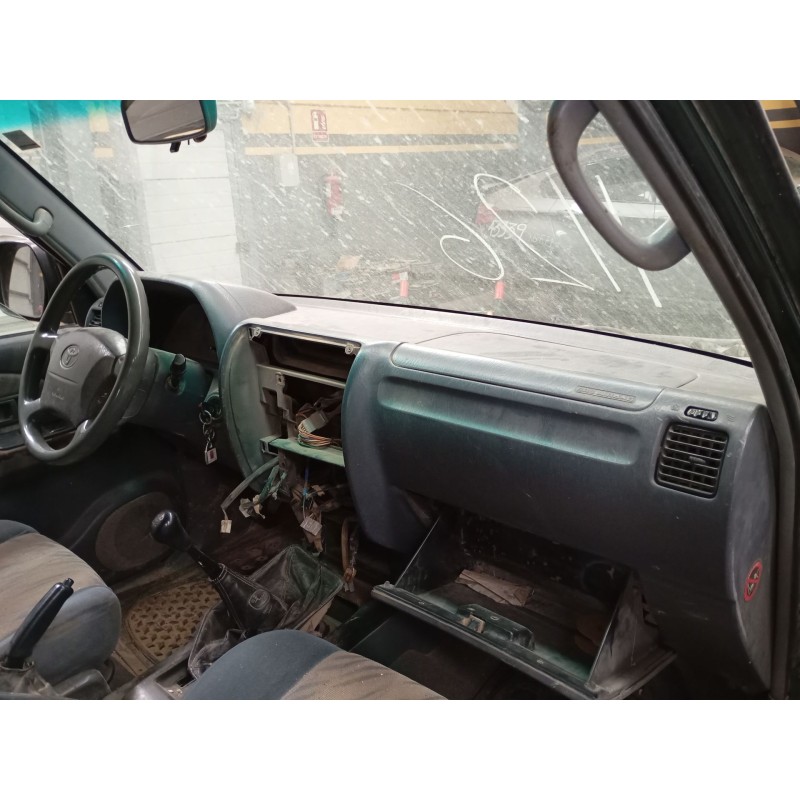 Recambio de salpicadero para toyota land cruiser 90 (_j9_) 3.0 td (kzj90_, kzj95_) referencia OEM IAM   
