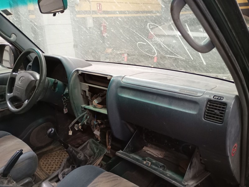 Recambio de salpicadero para toyota land cruiser 90 (_j9_) 3.0 td (kzj90_, kzj95_) referencia OEM IAM   