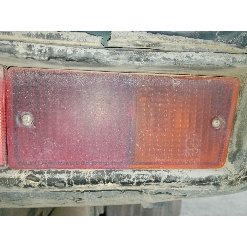 Recambio de piloto trasero derecho de paragolpes para toyota land cruiser 90 (_j9_) 3.0 td (kzj90_, kzj95_) referencia OEM IAM  