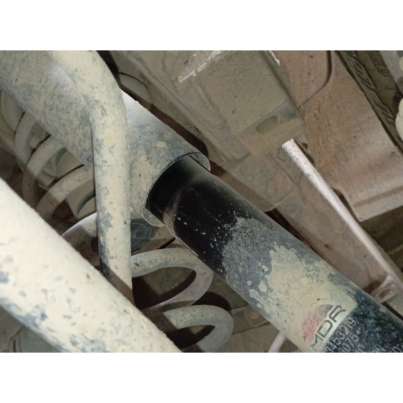 Recambio de amortiguador trasero izquierdo para toyota land cruiser 90 (_j9_) 3.0 td (kzj90_, kzj95_) referencia OEM IAM   