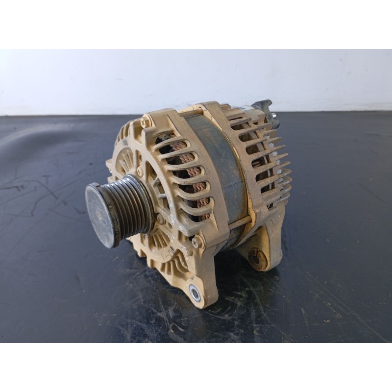 Recambio de alternador para nissan nv300 furgoneta (x82) 1.6 dci 120 referencia OEM IAM 231006729R  