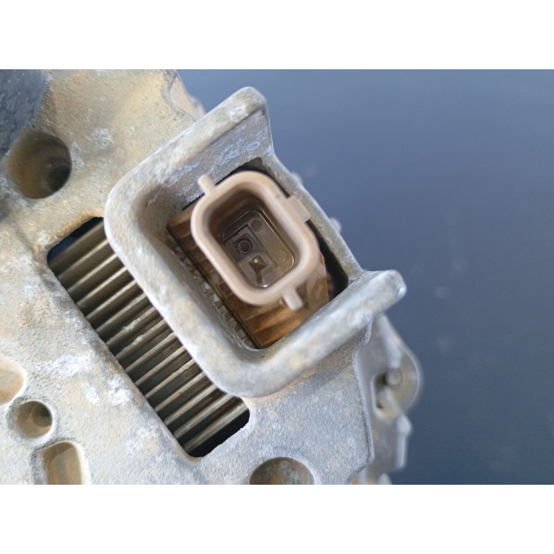 Recambio de alternador para nissan nv300 furgoneta (x82) 1.6 dci 120 referencia OEM IAM 231006729R  