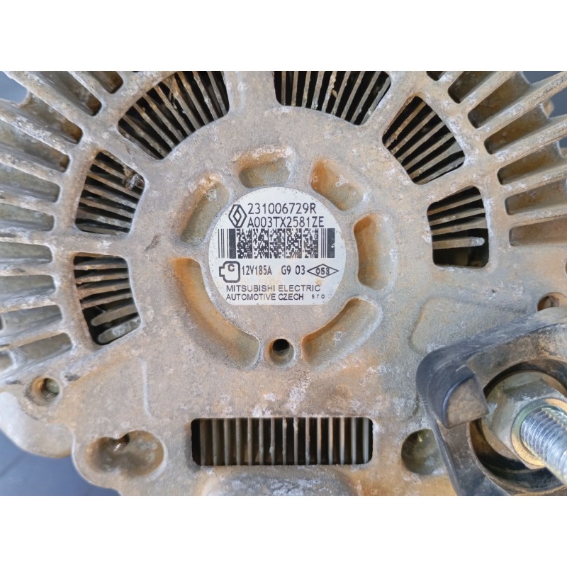 Recambio de alternador para nissan nv300 furgoneta (x82) 1.6 dci 120 referencia OEM IAM 231006729R  